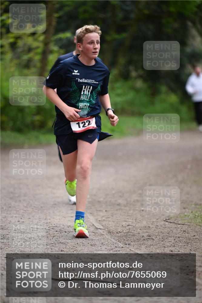 13.04.2025 - Hammer Lauf Dr. Thomas Lammeyer http://msf.ph/oto/7655069 13.04.2025 10:35:45 Laufen 122 meine-sportfotos.de