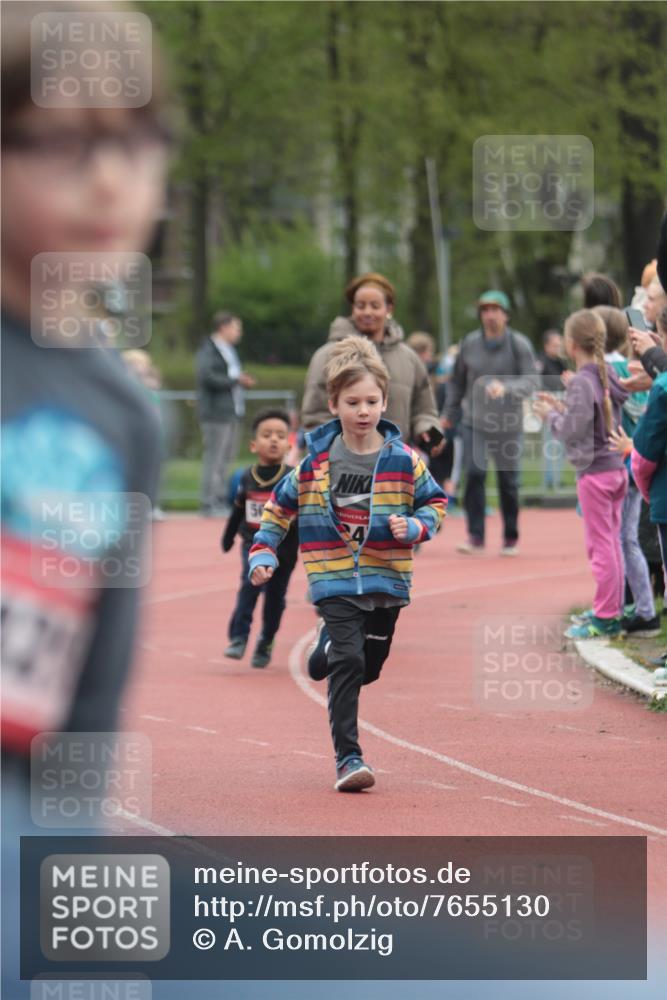 13.04.2025 - Hammer Lauf A. Gomolzig http://msf.ph/oto/7655130 13.04.2025 09:10:42 Ziel  meine-sportfotos.de