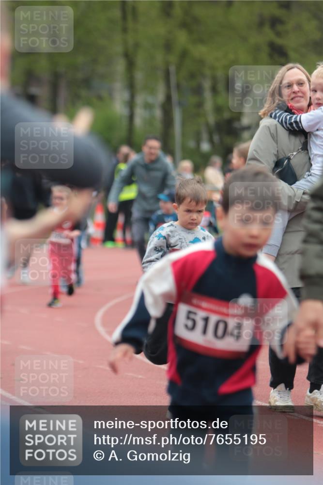 13.04.2025 - Hammer Lauf A. Gomolzig http://msf.ph/oto/7655195 13.04.2025 09:11:10 Ziel  meine-sportfotos.de