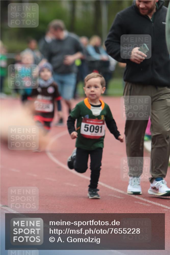 13.04.2025 - Hammer Lauf A. Gomolzig http://msf.ph/oto/7655228 13.04.2025 09:11:19 Ziel  meine-sportfotos.de