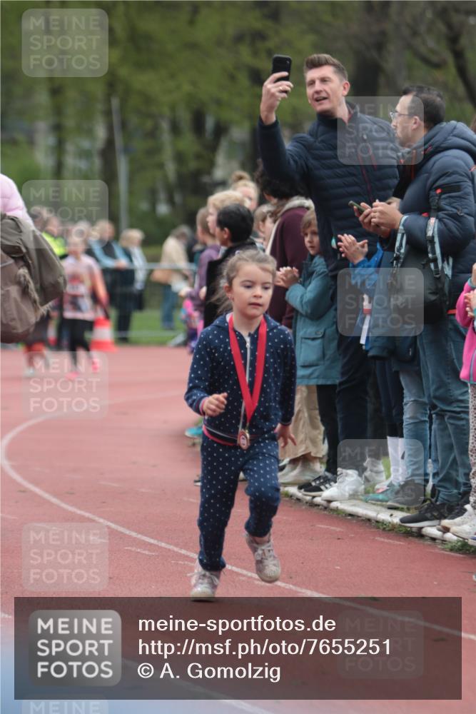 13.04.2025 - Hammer Lauf A. Gomolzig http://msf.ph/oto/7655251 13.04.2025 09:11:43 Ziel  meine-sportfotos.de