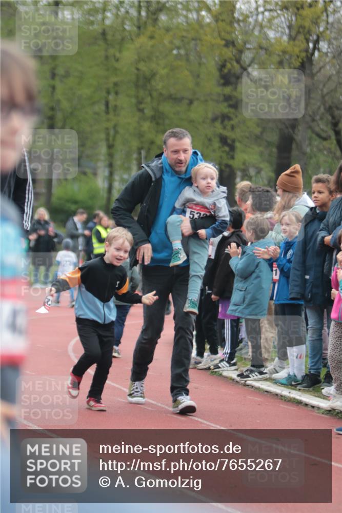 13.04.2025 - Hammer Lauf A. Gomolzig http://msf.ph/oto/7655267 13.04.2025 09:11:56 Ziel  meine-sportfotos.de
