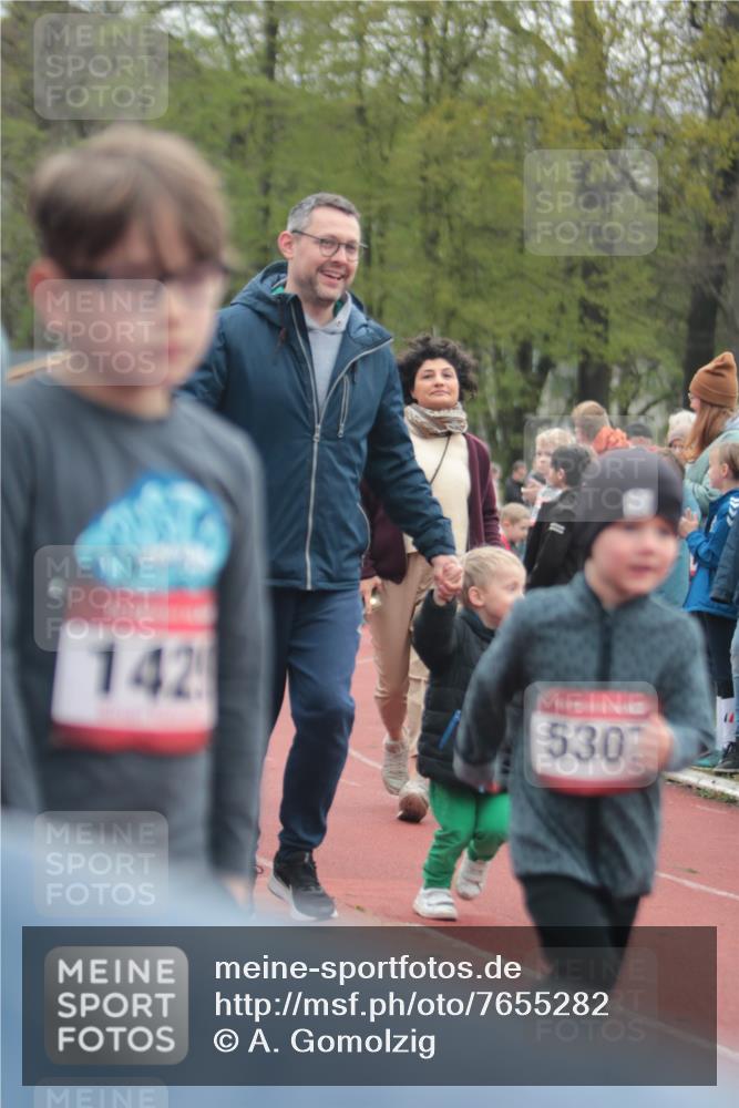 13.04.2025 - Hammer Lauf A. Gomolzig http://msf.ph/oto/7655282 13.04.2025 09:12:01 Ziel  meine-sportfotos.de