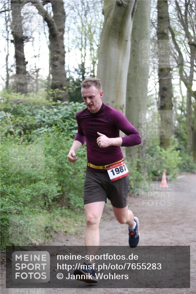 13.04.2025 - Hammer Lauf Jannik Wohlers http://msf.ph/oto/7655283 13.04.2025 10:29:20 Laufen 15, 1987 meine-sportfotos.de