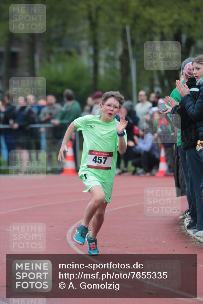 13.04.2025 - Hammer Lauf A. Gomolzig http://msf.ph/oto/7655335 13.04.2025 09:22:11 Ziel 457, 458, 610, 1293, 1806 meine-sportfotos.de