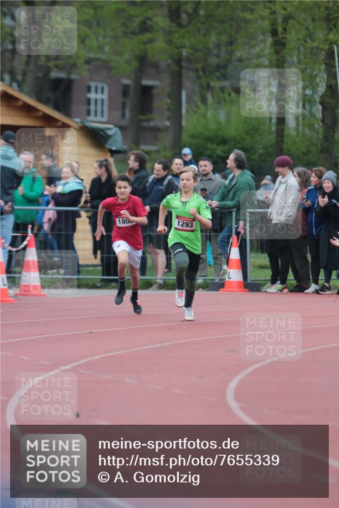 13.04.2025 - Hammer Lauf A. Gomolzig http://msf.ph/oto/7655339 13.04.2025 09:22:13 Ziel 458, 610, 1073, 1221, 1293, 1806 meine-sportfotos.de