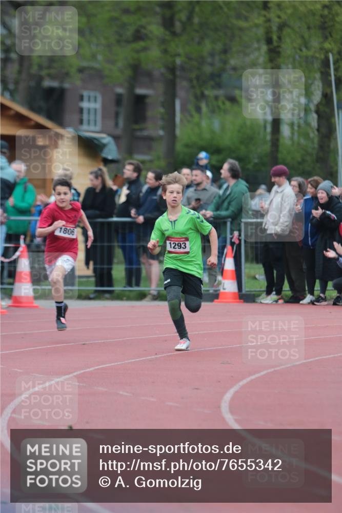13.04.2025 - Hammer Lauf A. Gomolzig http://msf.ph/oto/7655342 13.04.2025 09:22:14 Ziel 458, 610, 1073, 1221, 1293, 1806 meine-sportfotos.de