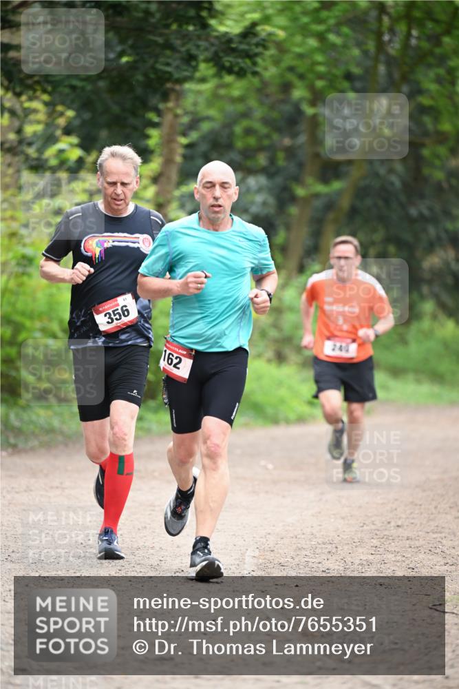 13.04.2025 - Hammer Lauf Dr. Thomas Lammeyer http://msf.ph/oto/7655351 13.04.2025 10:36:39 Laufen 15, 81, 356, 162 meine-sportfotos.de