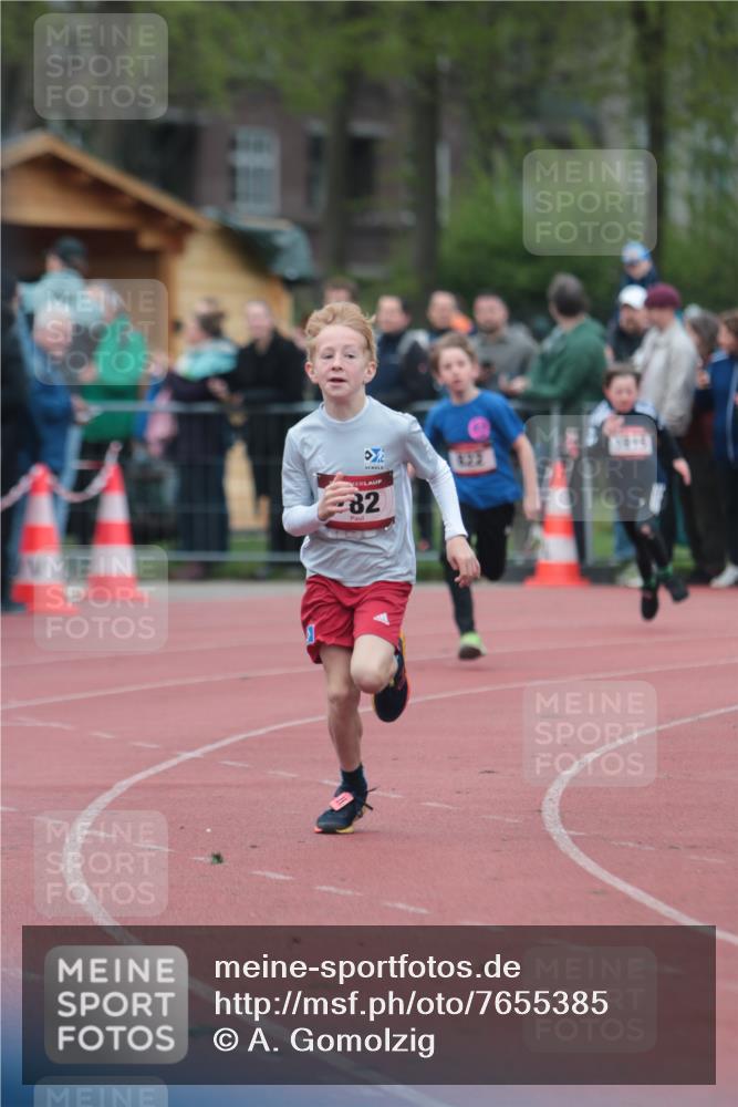 13.04.2025 - Hammer Lauf A. Gomolzig http://msf.ph/oto/7655385 13.04.2025 09:22:27 Ziel 687, 782, 822, 1012, 1915 meine-sportfotos.de
