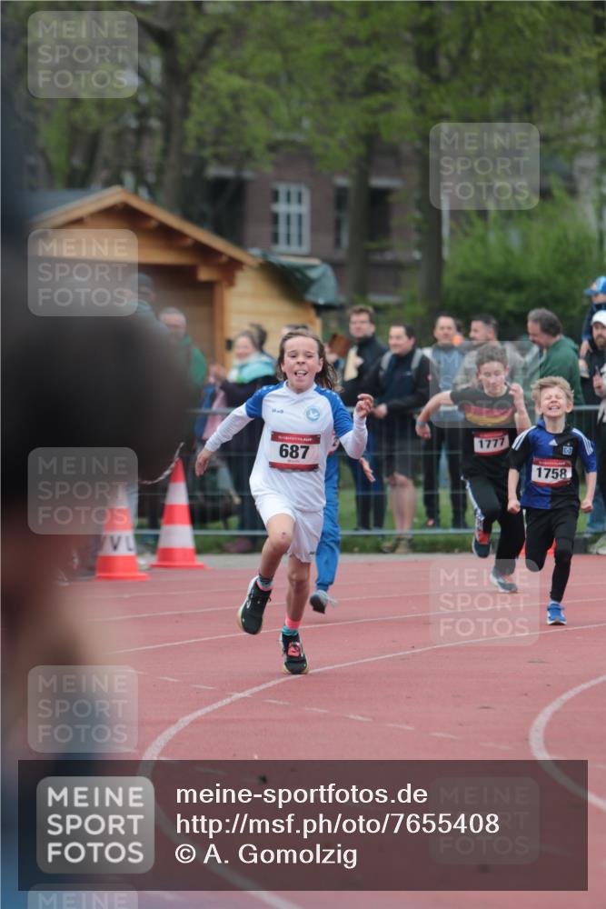 13.04.2025 - Hammer Lauf A. Gomolzig http://msf.ph/oto/7655408 13.04.2025 09:22:35 Ziel 687, 1012, 1402, 1758, 1777 meine-sportfotos.de