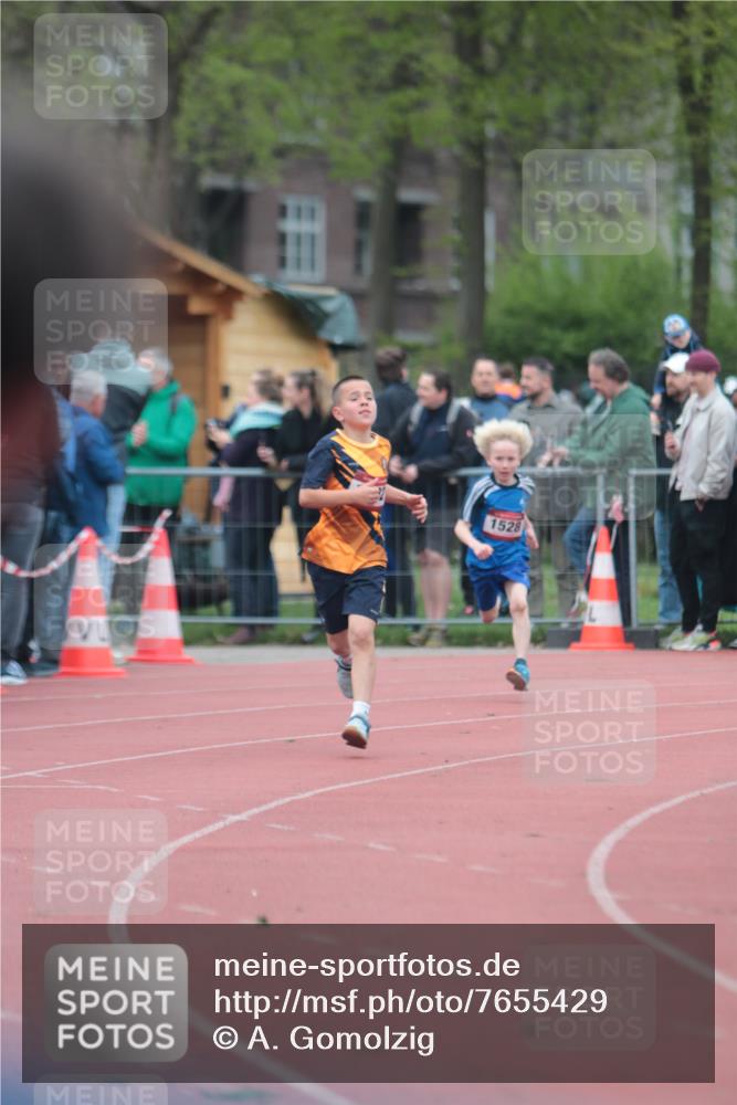 13.04.2025 - Hammer Lauf A. Gomolzig http://msf.ph/oto/7655429 13.04.2025 09:22:41 Ziel 535, 672, 931, 968, 1306, 1402, 1528, 1790 meine-sportfotos.de