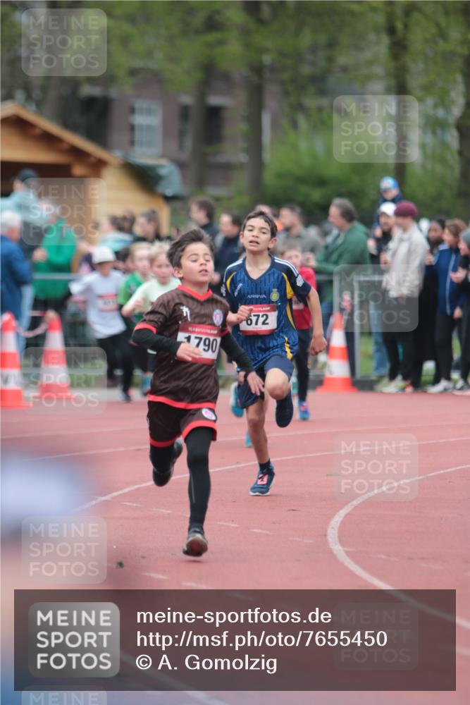 13.04.2025 - Hammer Lauf A. Gomolzig http://msf.ph/oto/7655450 13.04.2025 09:22:46 Ziel 535, 672, 931, 968, 1034, 1038, 1050, 1102, 1235, 1259, 1306, 1417, 1528, 1726, 1790 meine-sportfotos.de