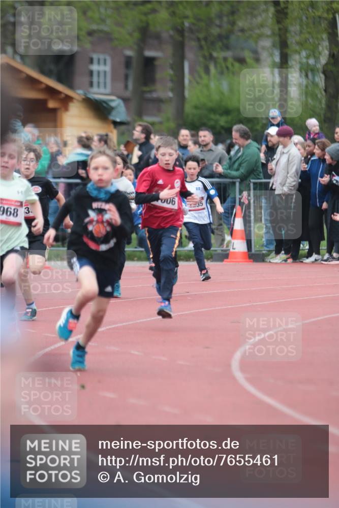 13.04.2025 - Hammer Lauf A. Gomolzig http://msf.ph/oto/7655461 13.04.2025 09:22:49 Ziel 535, 672, 883, 909, 931, 968, 1034, 1038, 1050, 1102, 1235, 1259, 1306, 1417, 1726, 1790, 1833 meine-sportfotos.de