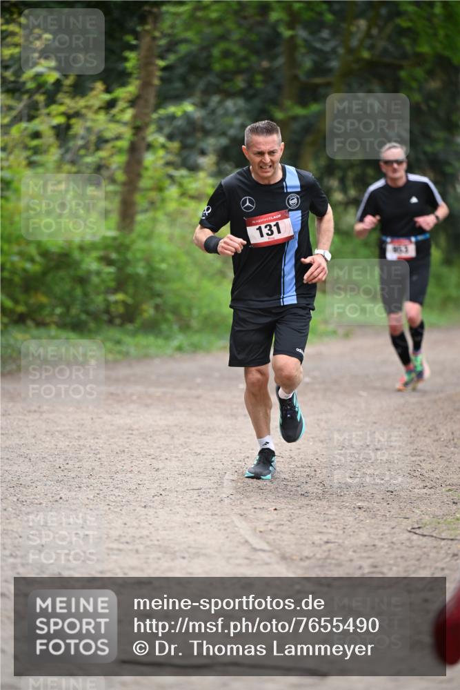 13.04.2025 - Hammer Lauf Dr. Thomas Lammeyer http://msf.ph/oto/7655490 13.04.2025 10:36:52 Laufen 15, 131, 0113 meine-sportfotos.de