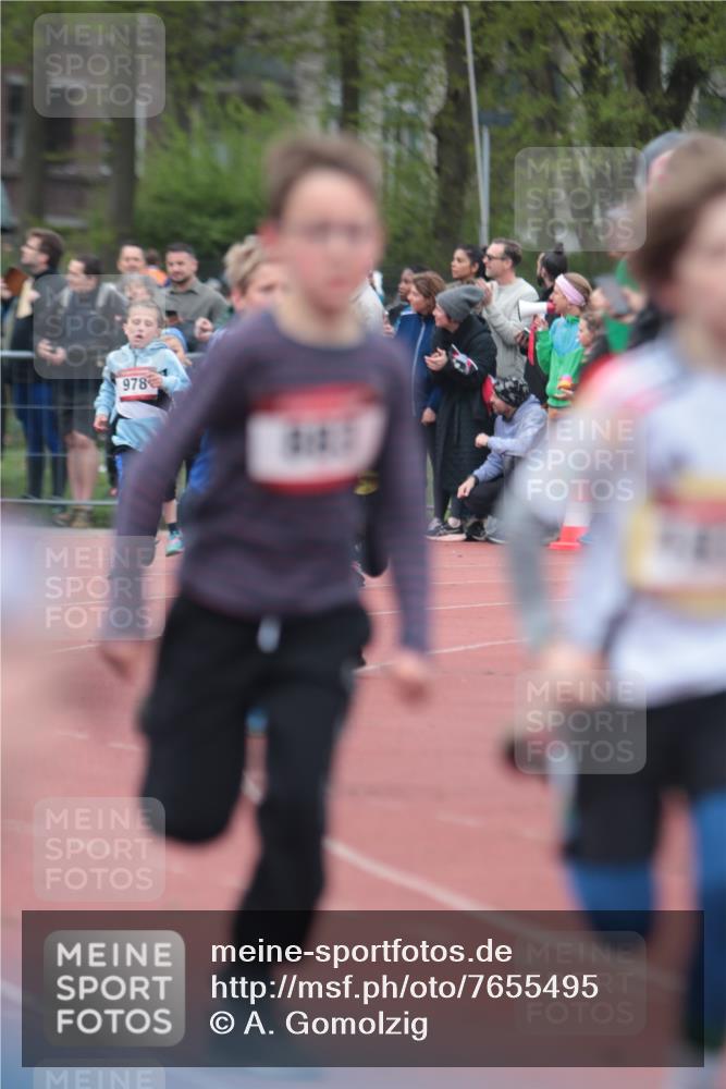13.04.2025 - Hammer Lauf A. Gomolzig http://msf.ph/oto/7655495 13.04.2025 09:22:59 Ziel 613, 701, 784, 910, 972, 978, 996, 1308, 1833 meine-sportfotos.de