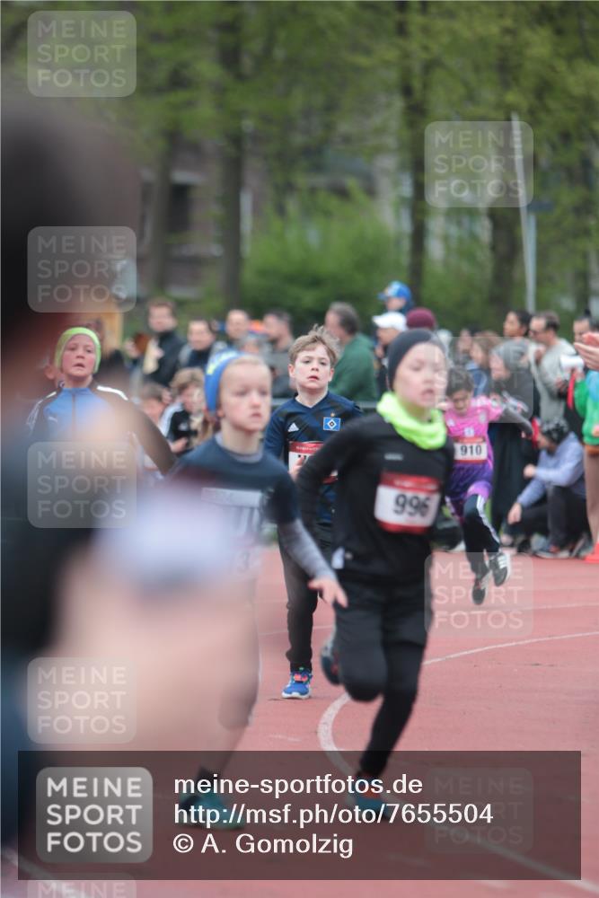 13.04.2025 - Hammer Lauf A. Gomolzig http://msf.ph/oto/7655504 13.04.2025 09:23:03 Ziel 613, 701, 755, 891, 910, 972, 978, 996, 1133, 1422, 1729, 1770 meine-sportfotos.de