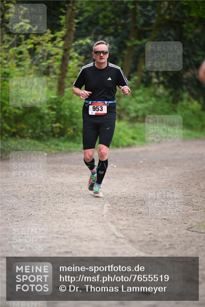 13.04.2025 - Hammer Lauf Dr. Thomas Lammeyer http://msf.ph/oto/7655519 13.04.2025 10:36:54 Laufen 15, 72, 953 meine-sportfotos.de