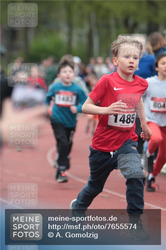 13.04.2025 - Hammer Lauf A. Gomolzig http://msf.ph/oto/7655574 13.04.2025 09:23:30 Ziel 596, 834, 887, 892, 898, 928, 933, 1020, 1089, 1157, 1424, 1483, 1485, 1514, 1517, 1534, 1545, 1879 meine-sportfotos.de