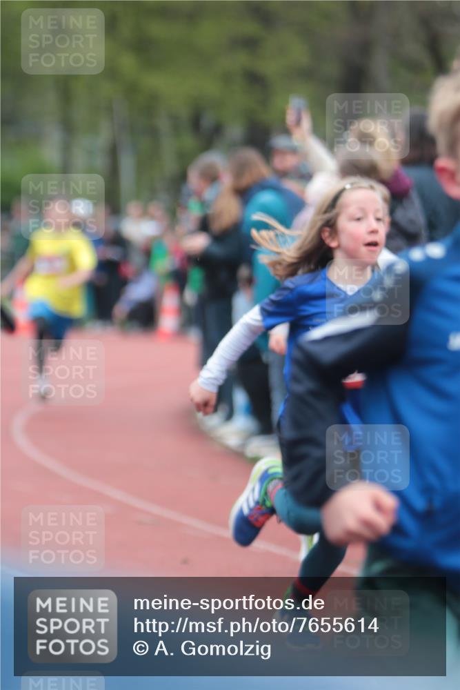 13.04.2025 - Hammer Lauf A. Gomolzig http://msf.ph/oto/7655614 13.04.2025 09:23:44 Ziel 531, 890, 985, 1309, 1322, 1439, 1488, 1533, 1620, 1622, 1625, 1756, 1771, 1906, 1909 meine-sportfotos.de