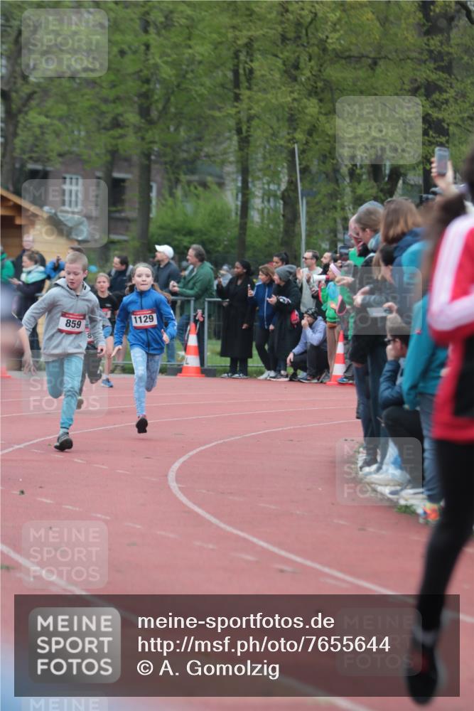13.04.2025 - Hammer Lauf A. Gomolzig http://msf.ph/oto/7655644 13.04.2025 09:23:55 Ziel 359, 597, 636, 888, 944, 988, 1129, 1211, 1407, 1441, 1478, 1480, 1712, 1820 meine-sportfotos.de