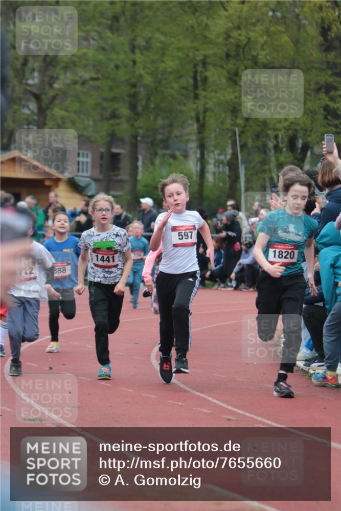 13.04.2025 - Hammer Lauf A. Gomolzig http://msf.ph/oto/7655660 13.04.2025 09:24:02 Ziel 359, 597, 636, 774, 869, 888, 1291, 1370, 1407, 1415, 1441, 1480, 1512, 1523, 1535, 1712, 1820, 1823, 1856 meine-sportfotos.de