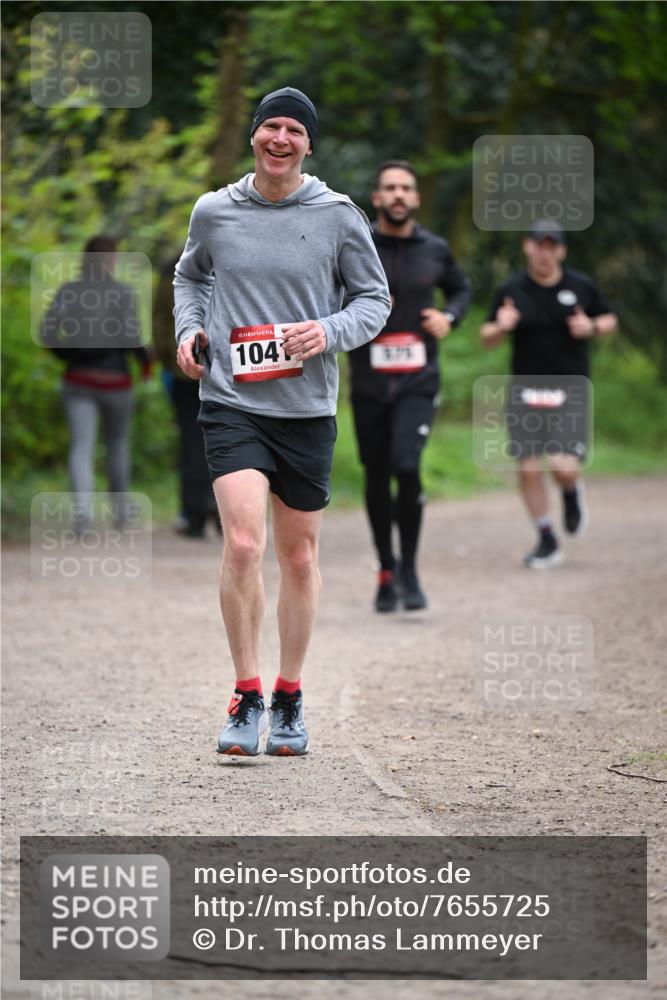 13.04.2025 - Hammer Lauf Dr. Thomas Lammeyer http://msf.ph/oto/7655725 13.04.2025 10:37:25 Laufen 15, 104, 975 meine-sportfotos.de