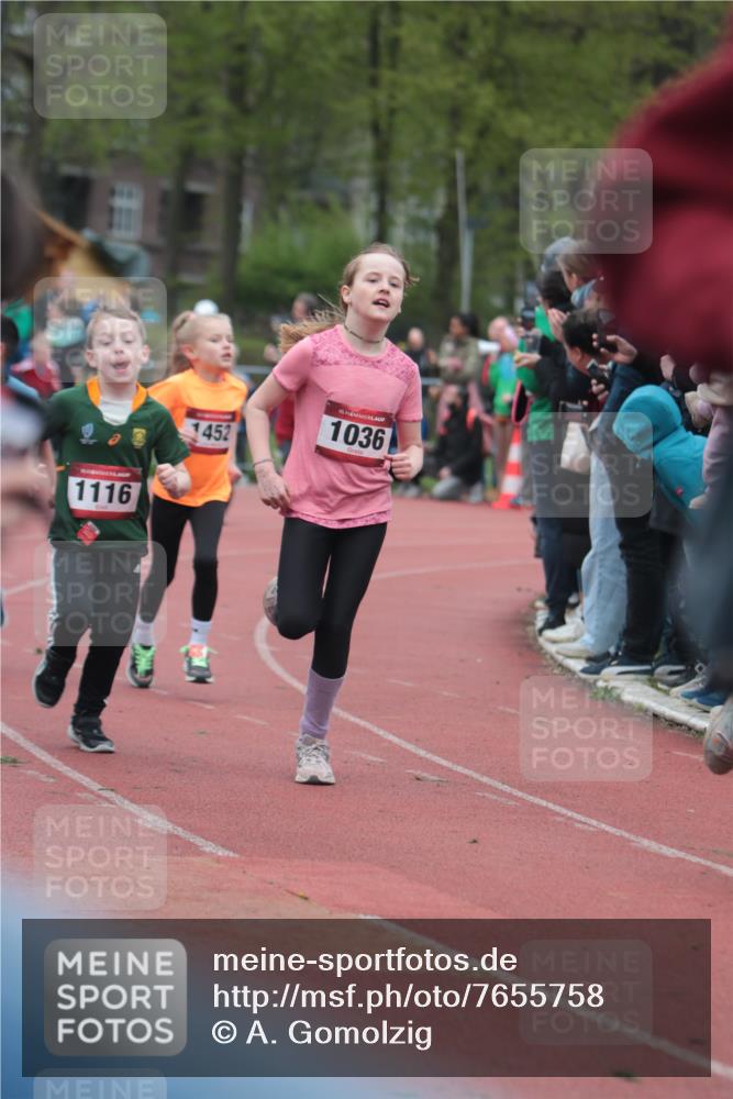 13.04.2025 - Hammer Lauf A. Gomolzig http://msf.ph/oto/7655758 13.04.2025 09:24:33 Ziel 362, 881, 930, 991, 992, 1036, 1116, 1413, 1431, 1442, 1452, 1470, 1546, 1621, 1623, 1886, 1905 meine-sportfotos.de
