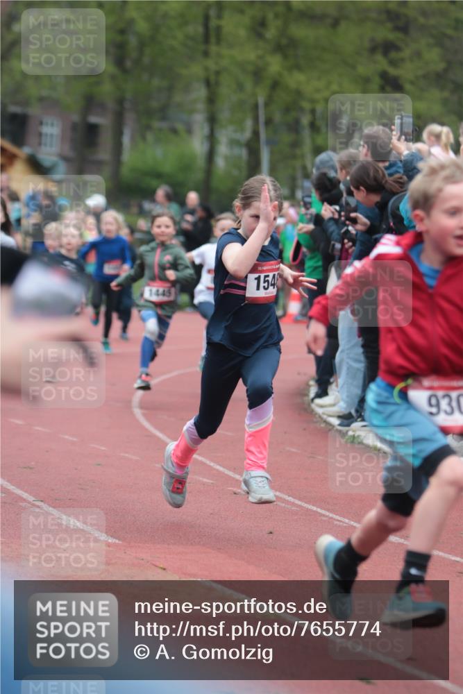 13.04.2025 - Hammer Lauf A. Gomolzig http://msf.ph/oto/7655774 13.04.2025 09:24:42 Ziel 788, 796, 845, 881, 893, 930, 1292, 1311, 1316, 1401, 1432, 1445, 1453, 1506, 1524, 1546, 1550, 1754, 1773, 1834 meine-sportfotos.de