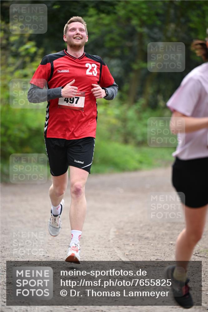 13.04.2025 - Hammer Lauf Dr. Thomas Lammeyer http://msf.ph/oto/7655825 13.04.2025 10:37:35 Laufen 23, 497 meine-sportfotos.de