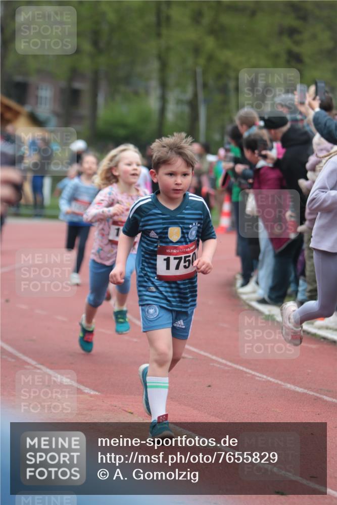 13.04.2025 - Hammer Lauf A. Gomolzig http://msf.ph/oto/7655829 13.04.2025 09:25:05 Ziel 478, 595, 696, 775, 808, 846, 919, 1234, 1252, 1410, 1440, 1444, 1522, 1626, 1750, 1873, 1914 meine-sportfotos.de