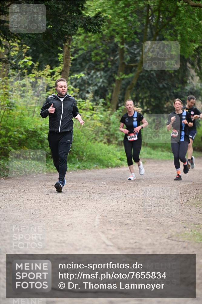 13.04.2025 - Hammer Lauf Dr. Thomas Lammeyer http://msf.ph/oto/7655834 13.04.2025 10:37:43 Laufen 1060, 059 meine-sportfotos.de