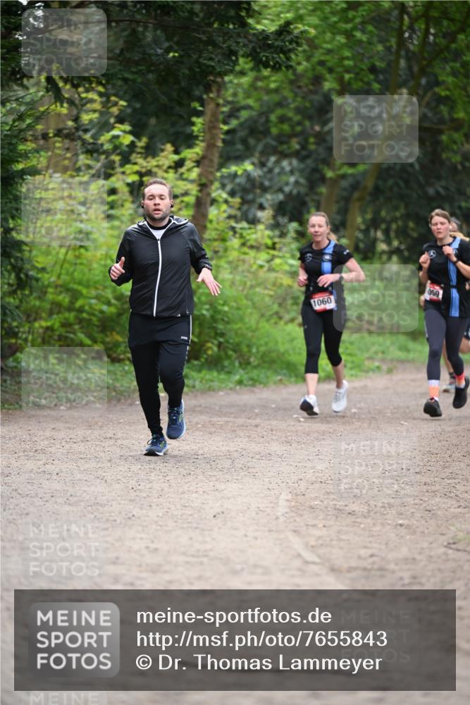 13.04.2025 - Hammer Lauf Dr. Thomas Lammeyer http://msf.ph/oto/7655843 13.04.2025 10:37:44 Laufen 1060, 059 meine-sportfotos.de