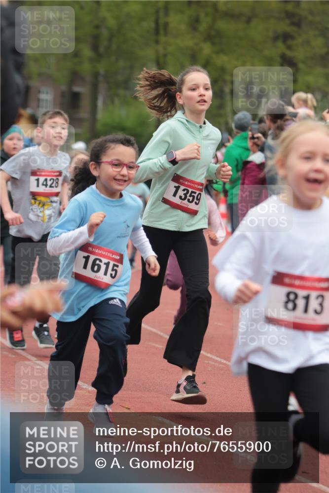 13.04.2025 - Hammer Lauf A. Gomolzig http://msf.ph/oto/7655900 13.04.2025 09:25:37 Ziel 542, 657, 682, 691, 777, 795, 798, 816, 820, 864, 963, 973, 989, 1141, 1359, 1428, 1461, 1536, 1615 meine-sportfotos.de