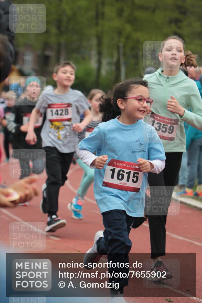 13.04.2025 - Hammer Lauf A. Gomolzig http://msf.ph/oto/7655902 13.04.2025 09:25:38 Ziel 542, 657, 682, 777, 795, 816, 820, 973, 989, 1141, 1428, 1461, 1536, 1615, 1918 meine-sportfotos.de
