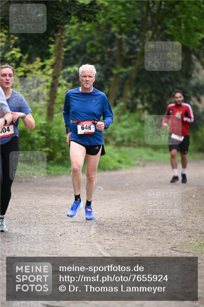 13.04.2025 - Hammer Lauf Dr. Thomas Lammeyer http://msf.ph/oto/7655924 13.04.2025 10:37:58 Laufen 04, 70, 646 meine-sportfotos.de