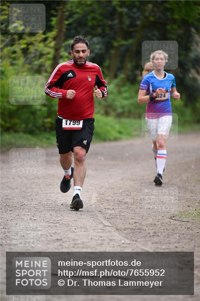 13.04.2025 - Hammer Lauf Dr. Thomas Lammeyer http://msf.ph/oto/7655952 13.04.2025 10:38:03 Laufen 1799, 24 meine-sportfotos.de