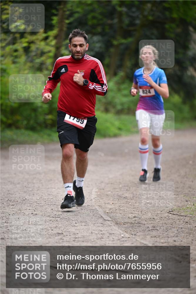 13.04.2025 - Hammer Lauf Dr. Thomas Lammeyer http://msf.ph/oto/7655956 13.04.2025 10:38:03 Laufen 1799, 824 meine-sportfotos.de