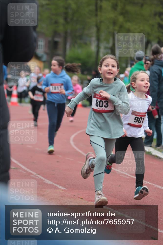 13.04.2025 - Hammer Lauf A. Gomolzig http://msf.ph/oto/7655957 13.04.2025 09:25:55 Ziel 640, 803, 805, 809, 921, 1240, 1250, 1315, 1414, 1423, 1811 meine-sportfotos.de