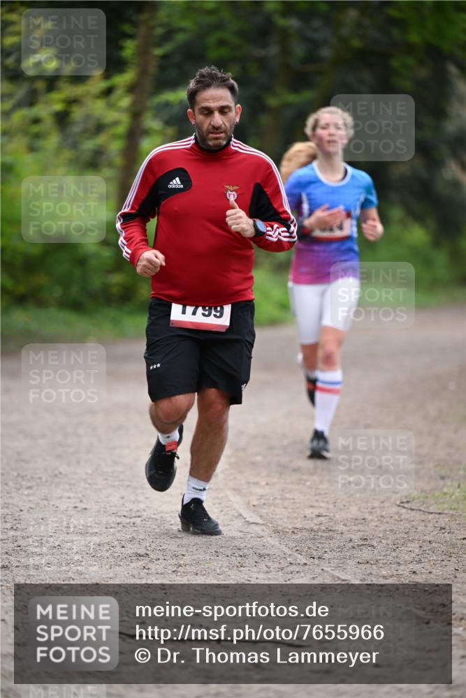 13.04.2025 - Hammer Lauf Dr. Thomas Lammeyer http://msf.ph/oto/7655966 13.04.2025 10:38:03 Laufen 1799 meine-sportfotos.de