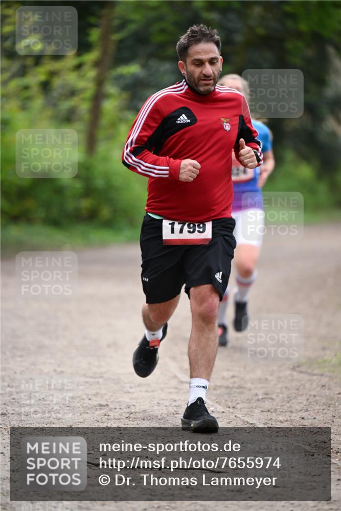 13.04.2025 - Hammer Lauf Dr. Thomas Lammeyer http://msf.ph/oto/7655974 13.04.2025 10:38:04 Laufen 1, 1799 meine-sportfotos.de