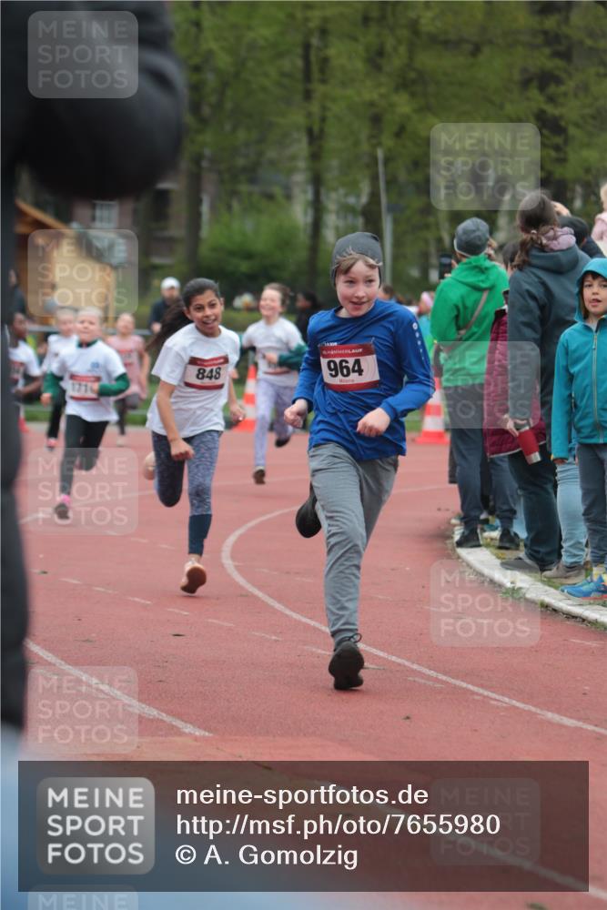 13.04.2025 - Hammer Lauf A. Gomolzig http://msf.ph/oto/7655980 13.04.2025 09:26:07 Ziel 836, 848, 854, 865, 934, 942, 964, 1320, 1448, 1456, 1710 meine-sportfotos.de