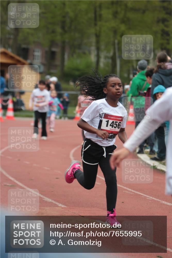 13.04.2025 - Hammer Lauf A. Gomolzig http://msf.ph/oto/7655995 13.04.2025 09:26:11 Ziel 842, 934, 940, 942, 1015, 1320, 1355, 1448, 1456, 1617, 1825 meine-sportfotos.de