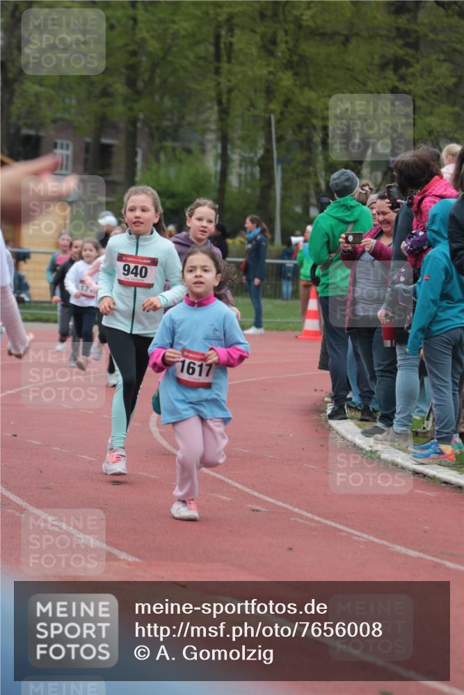 13.04.2025 - Hammer Lauf A. Gomolzig http://msf.ph/oto/7656008 13.04.2025 09:26:17 Ziel 802, 835, 842, 940, 1015, 1355, 1617, 1713, 1724, 1825 meine-sportfotos.de