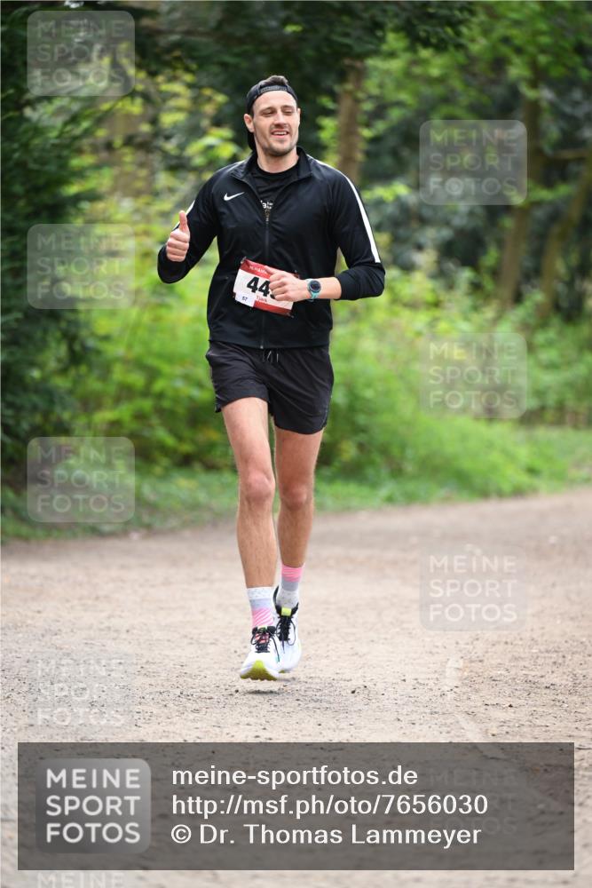 13.04.2025 - Hammer Lauf Dr. Thomas Lammeyer http://msf.ph/oto/7656030 13.04.2025 10:38:19 Laufen 15, 44 meine-sportfotos.de
