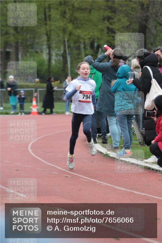 13.04.2025 - Hammer Lauf A. Gomolzig http://msf.ph/oto/7656066 13.04.2025 09:26:57 Ziel 794, 810 meine-sportfotos.de