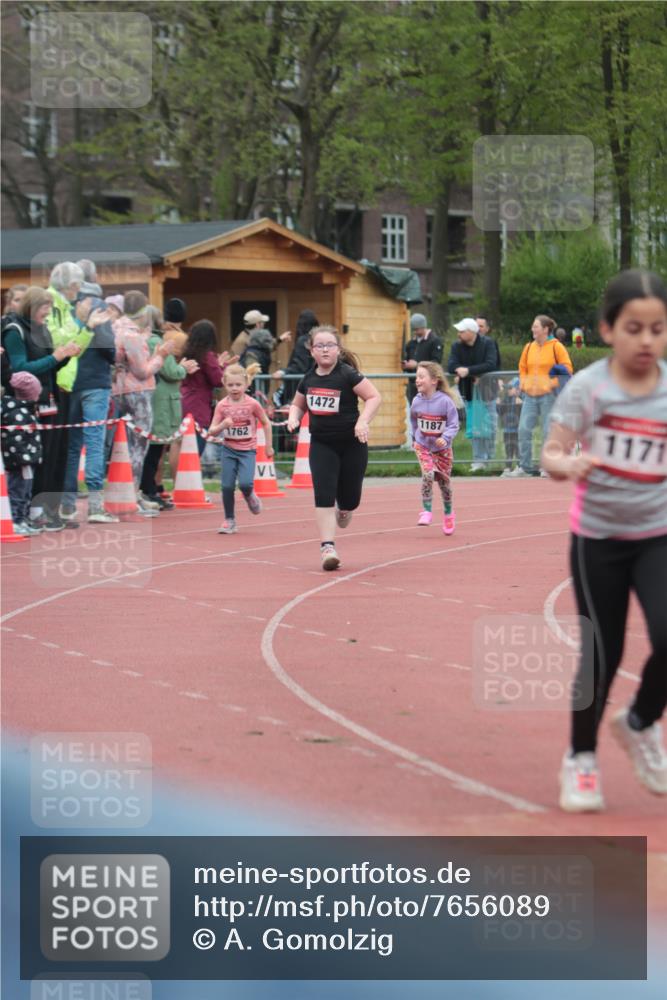 13.04.2025 - Hammer Lauf A. Gomolzig http://msf.ph/oto/7656089 13.04.2025 09:27:11 Ziel 1171, 1187, 1472, 1762 meine-sportfotos.de