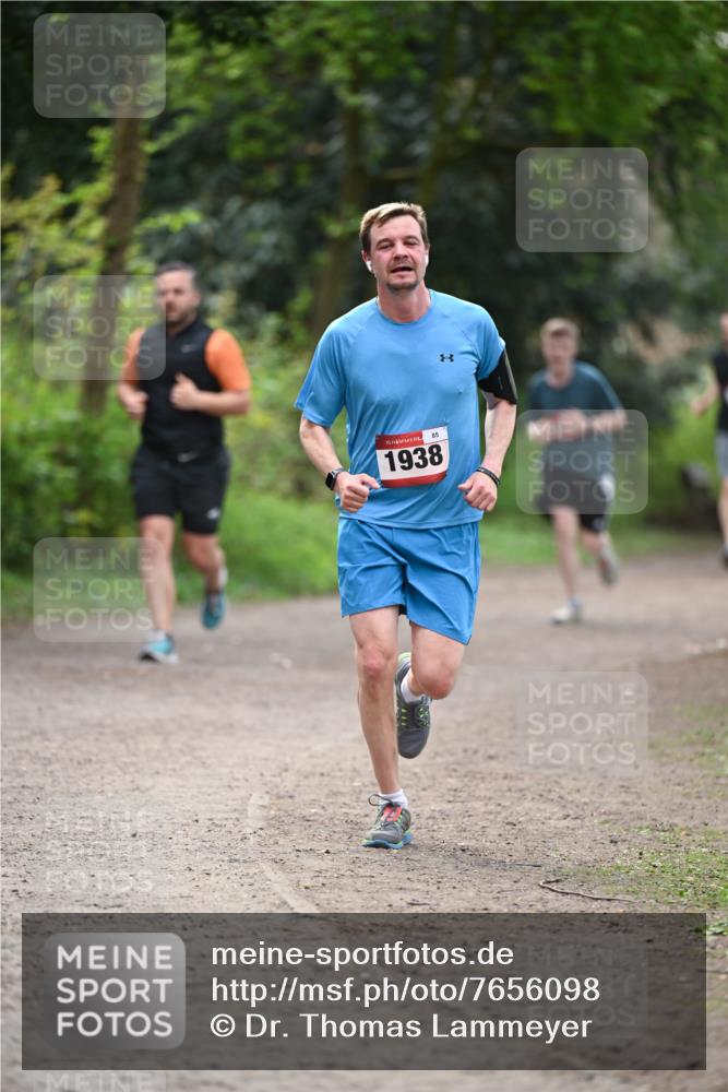 13.04.2025 - Hammer Lauf Dr. Thomas Lammeyer http://msf.ph/oto/7656098 13.04.2025 10:38:27 Laufen 15, 85, 1938 meine-sportfotos.de