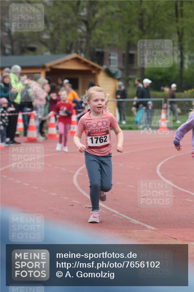 13.04.2025 - Hammer Lauf A. Gomolzig http://msf.ph/oto/7656102 13.04.2025 09:27:18 Ziel 957, 1187, 1299, 1762 meine-sportfotos.de