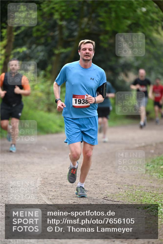 13.04.2025 - Hammer Lauf Dr. Thomas Lammeyer http://msf.ph/oto/7656105 13.04.2025 10:38:27 Laufen 15, 1938 meine-sportfotos.de