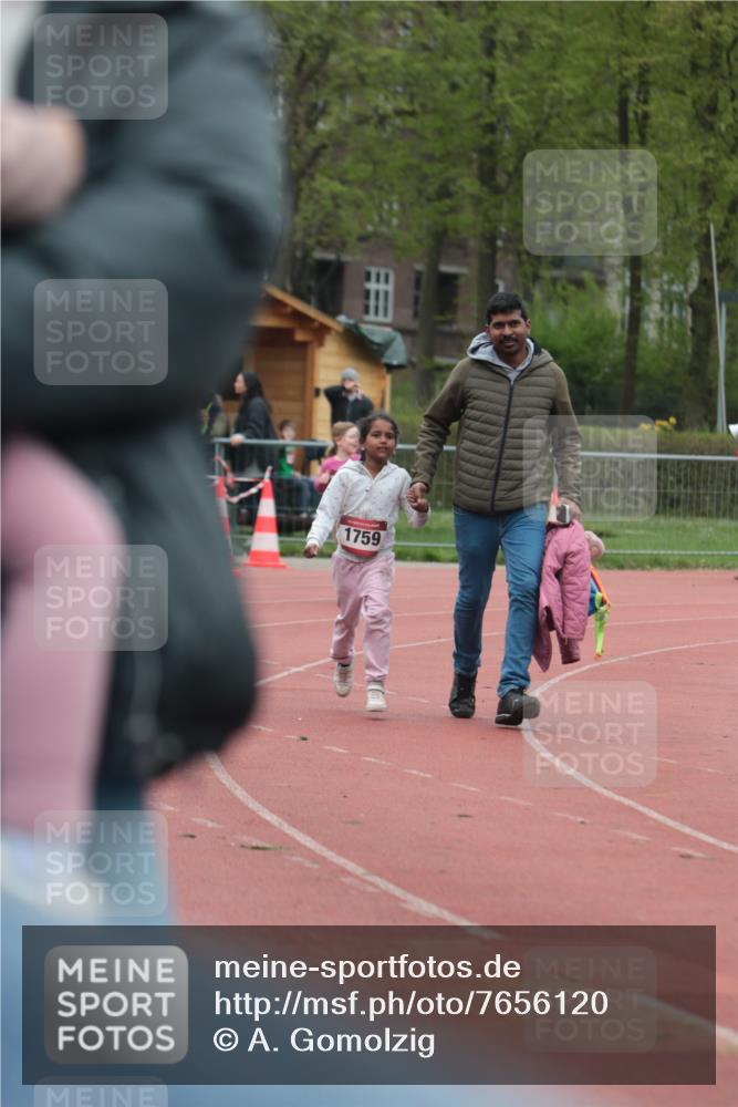 13.04.2025 - Hammer Lauf A. Gomolzig http://msf.ph/oto/7656120 13.04.2025 09:27:41 Ziel 1759 meine-sportfotos.de